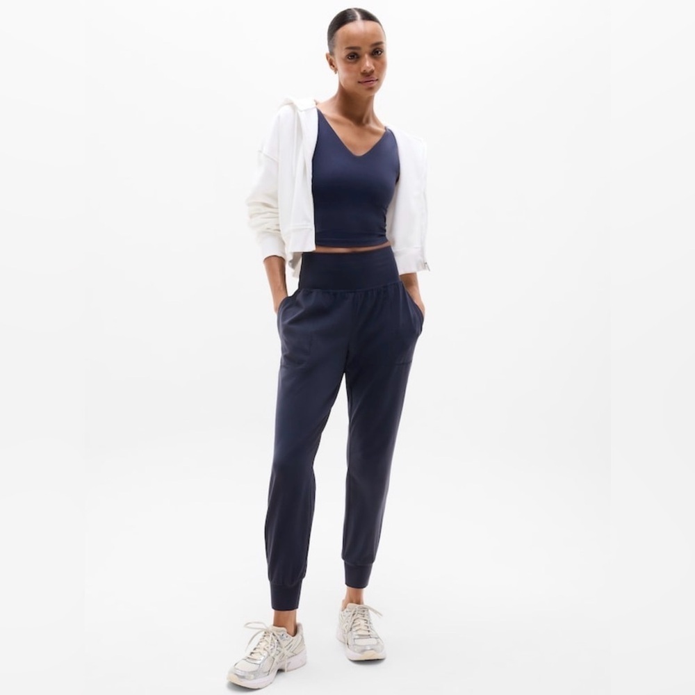 NWT Salutation Navy Jogger Size M/T